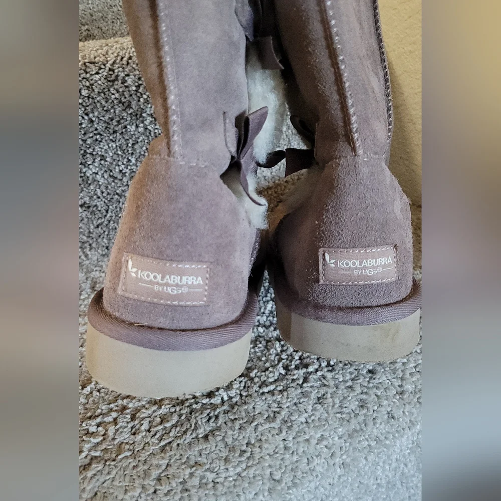 Koolaburra by UGG Size 10